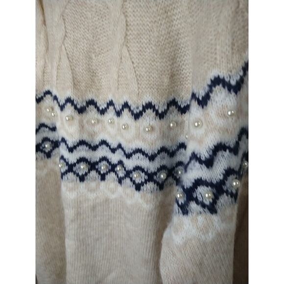 Crown&Ivy Woman M Sweater Pearl Accent Pullover Mock Neck Long Sleeve - Picture 3 of 8